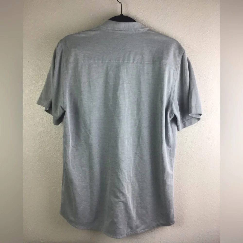 Travis Mathew Men’s Medium Shirt Casual Short Sleeve Button Front Pima Cotton